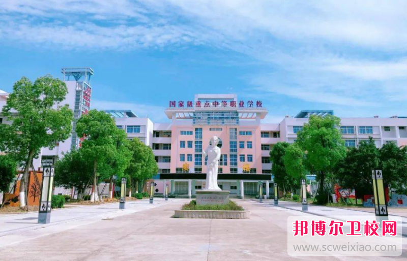 福建省福清衛(wèi)生學(xué)校的農(nóng)村醫(yī)學(xué)專業(yè)招生如何(2023參考)